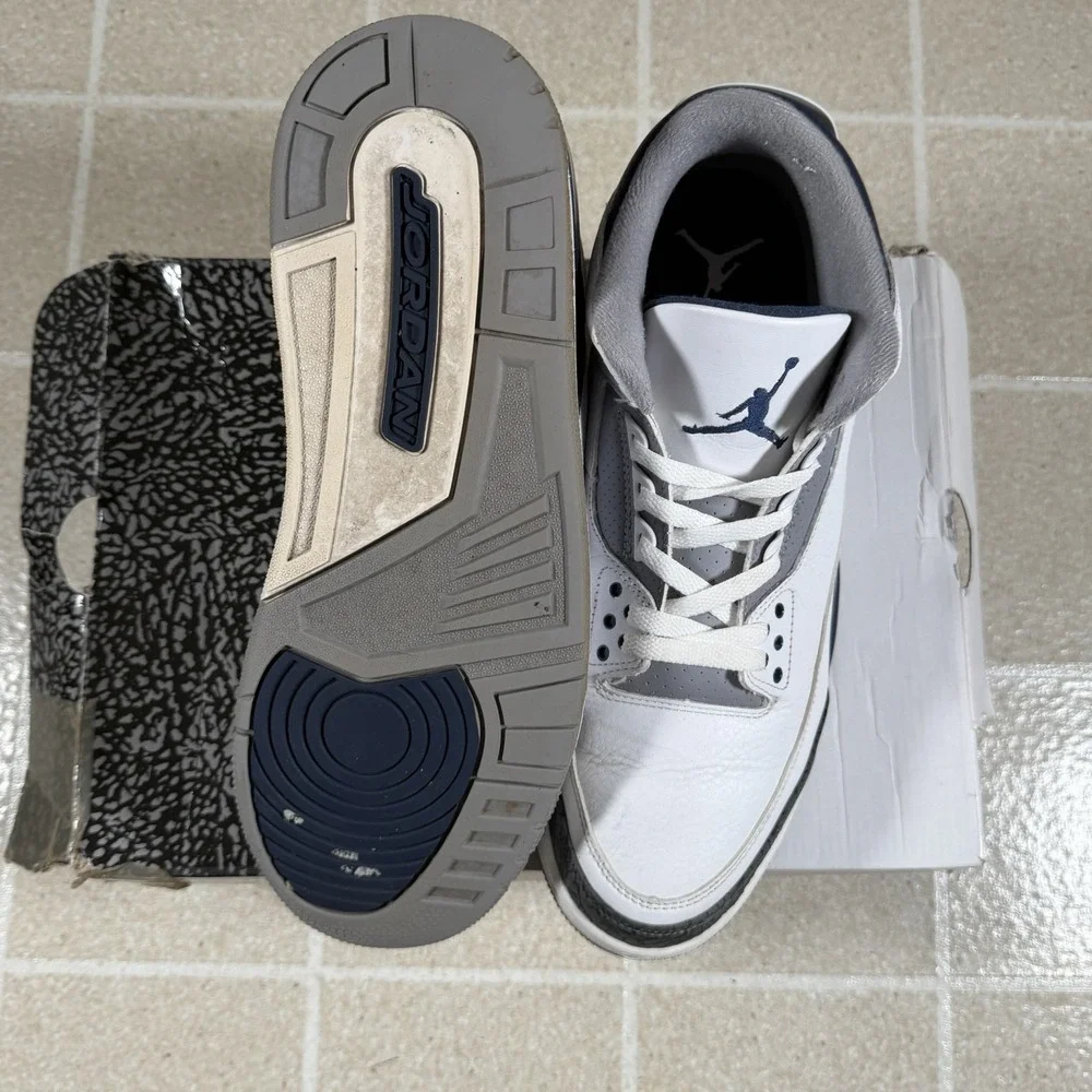 Size 12 - Air Jordan 3 Retro White/ Midnight Navy Model CT8532 140